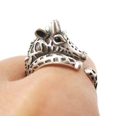 Realistic Giraffe With Animal Pattern Animal Wrap Around Hug Ring in Silver - Sizes 4 to 8.5